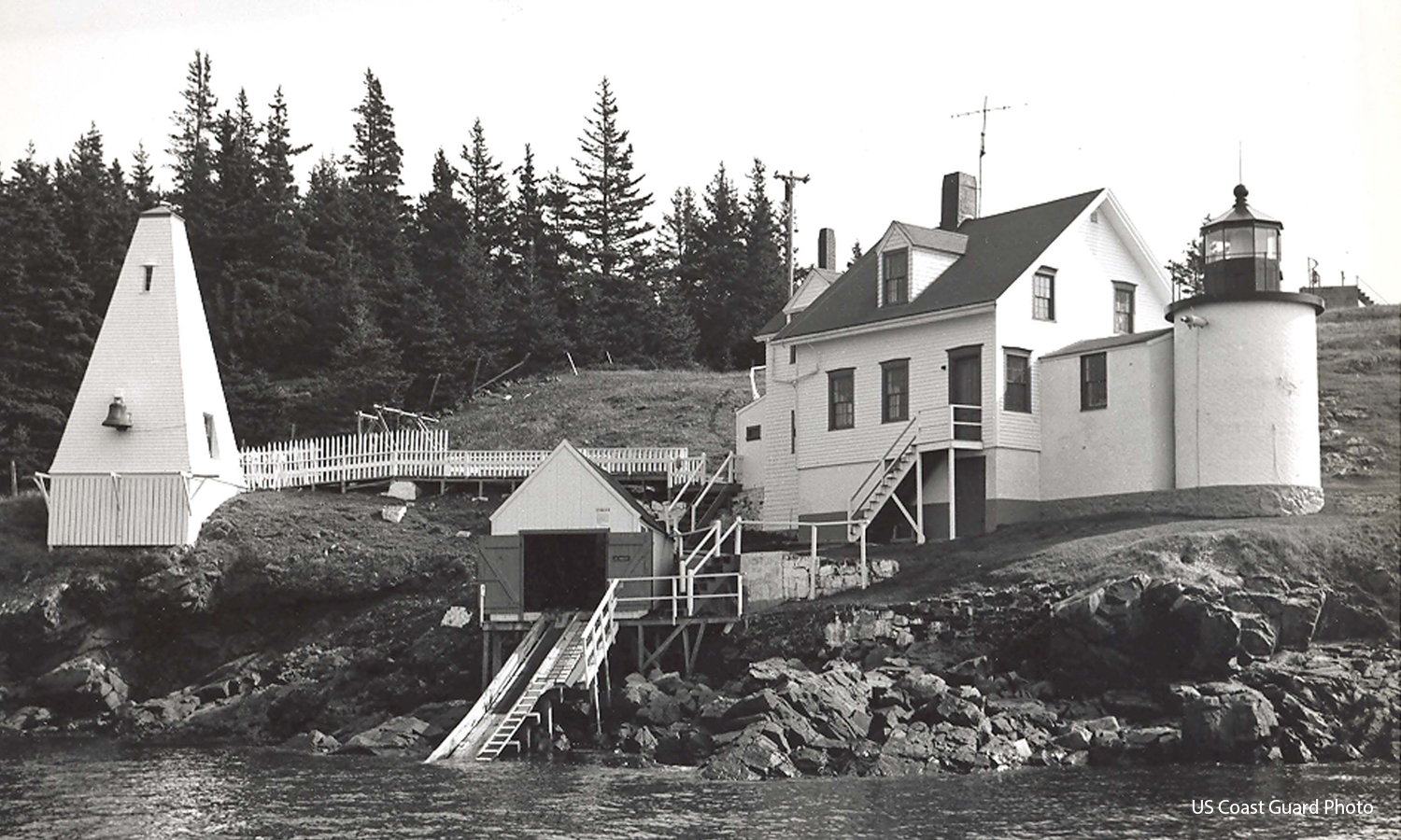 Browns Head Lighthouse