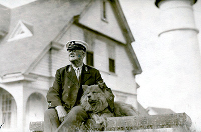 Keeper Sterling and Chang